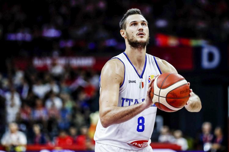 NBA旧将!梅利15分7板5助2帽全队最高 加里纳利5罚全中贡献8分