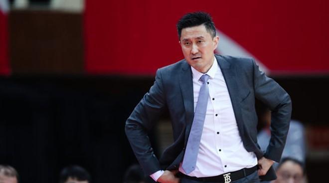 广东队险胜美国队！张文逸26分+三分雨爆发，却犯错险些葬送胜利